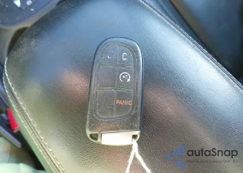 2014 Jeep Cherokee Limited z USA, uszkodzony, nr VIN 1C4PJMDS5EW180370